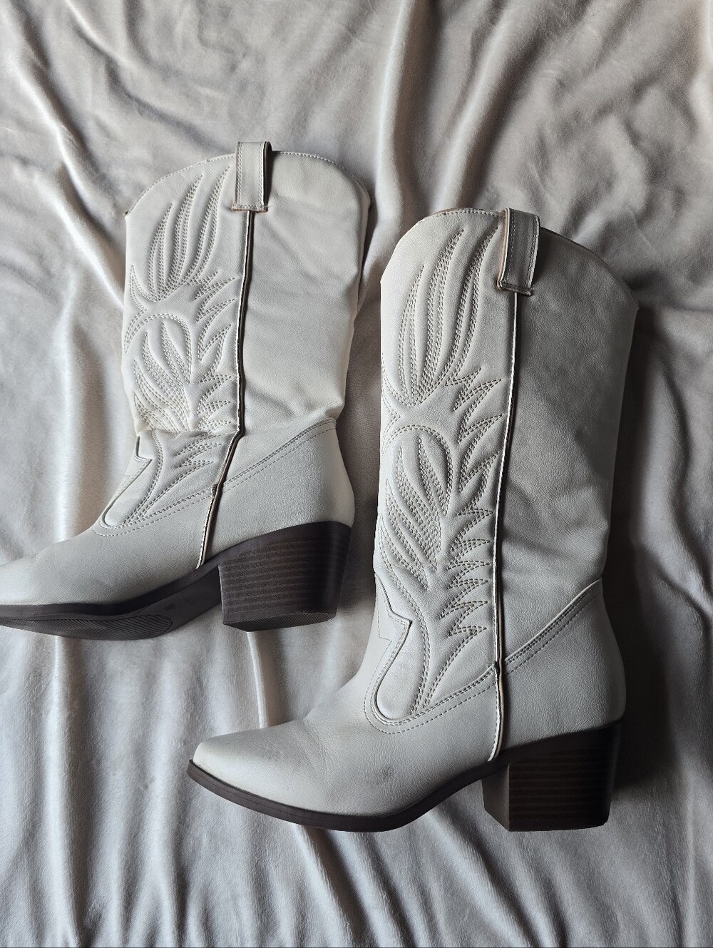 Off White Cream Cowboy Western Boots